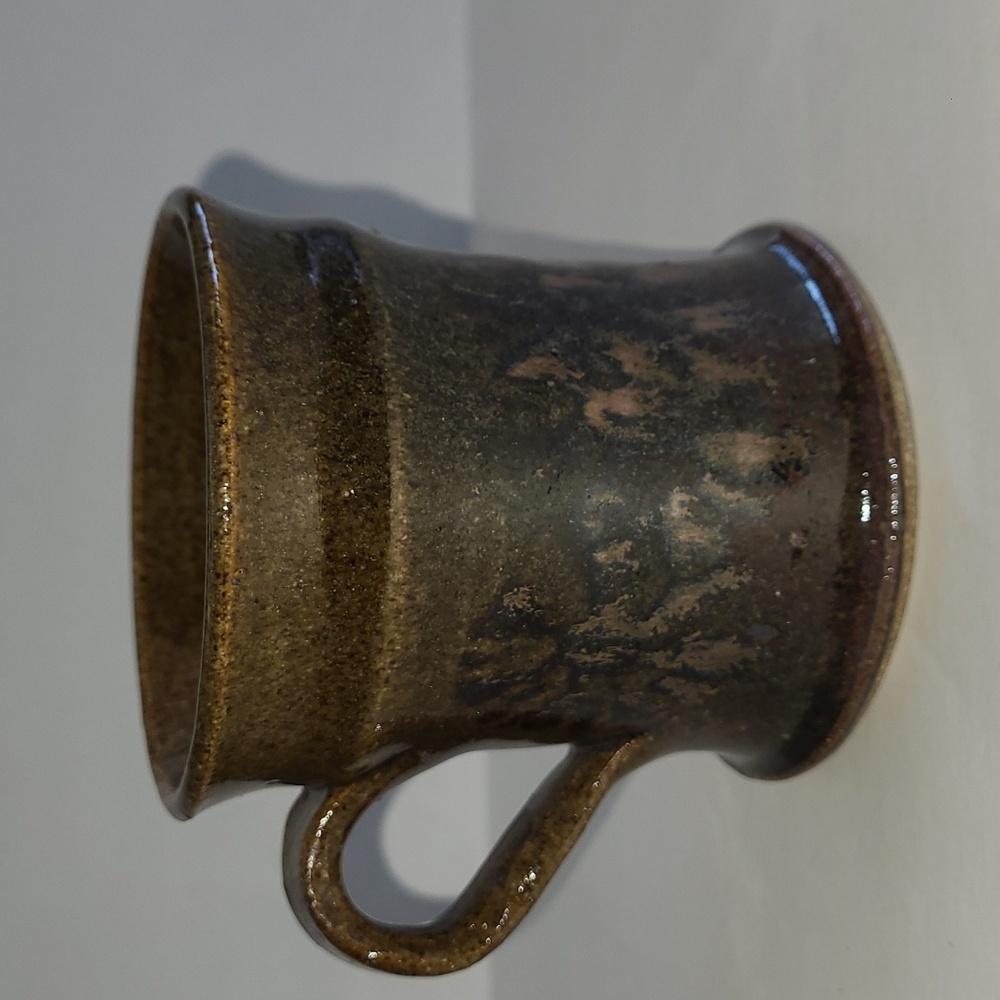 Hand Thrown Pottery Mug - Picture 3 of 6